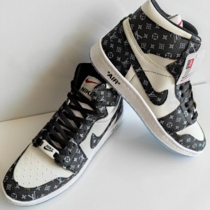 بوت پاییزه نایک ایرجردن ساقدار