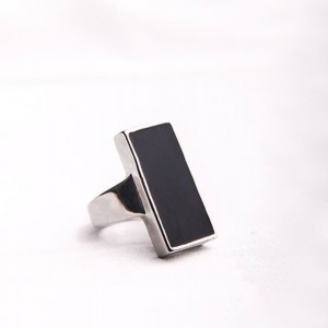 انگشتر استیل